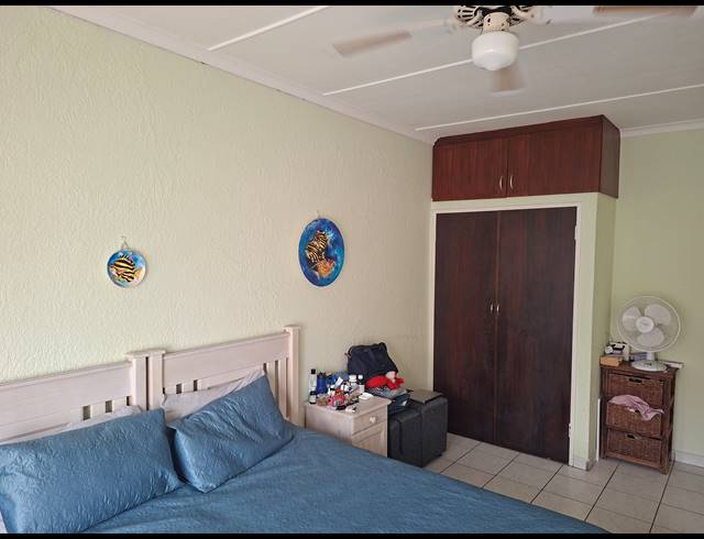 3 BEDROOM DUPLEX FOR SALE IN UVONGO BEACH